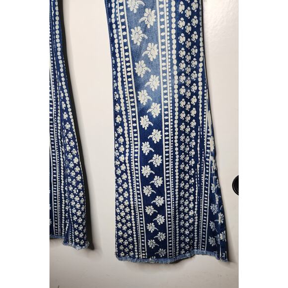 Free People Stripe Bali Flare Stretch Jean Women’s Blue Sz 27 Garage-Color Halo - Picture 2 of 10